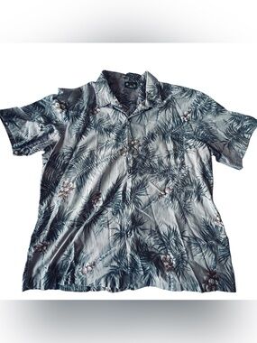 Hawaii Blues Men's Short-Sleeve Tropical Print Shirt in tan